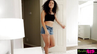 Bratty Sis - Nimfomán néger nevelő húgi
