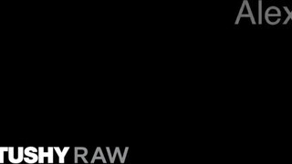 TUSHYRAW - cuki pici tini hátsó bejáratba megbaszva, de nagyon