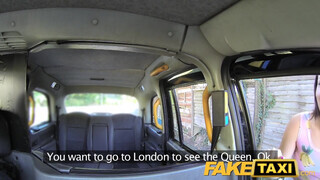 FakeTaxi - Latin csaj kúrel a taxissal