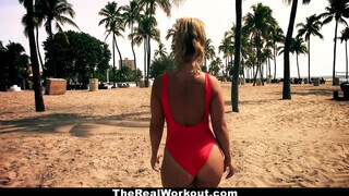 TheRealWorkout - A méretes seggű Kelsi keményen megdugva