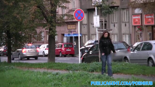PublicAgent - Óriás tőgyes cseh lány