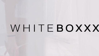 WhiteBoxxx - A szeretője előtt csinálja a lány