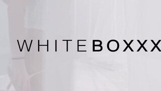WhiteBoxxx - nyuszinak öltözött csajszi meghágva