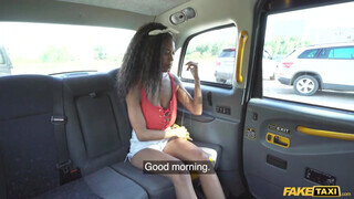 Fake Taxi - Tina Fire a nagy tőgyes csoki csaj