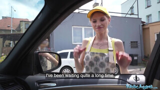 Public Agent - Molly Devon a szexy vékony csaj