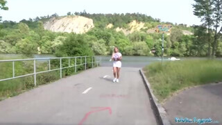 Public Agent - Méretes kannás szép seggű csaj