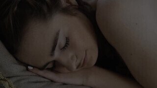 FamilyXXX - Reese Robbins örül ha kárót lát