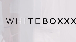 WHITEBOXXX - Nelly Kent és Alissia hármasban dugnak