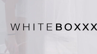 WhiteBoxxx - Lena Reif a hatalmas cickós orosz csaj