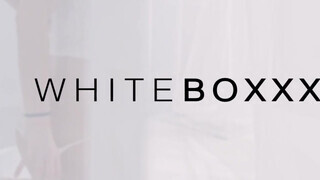 WHITEBOXXX - Francys Belle a méretes csöcsű lány